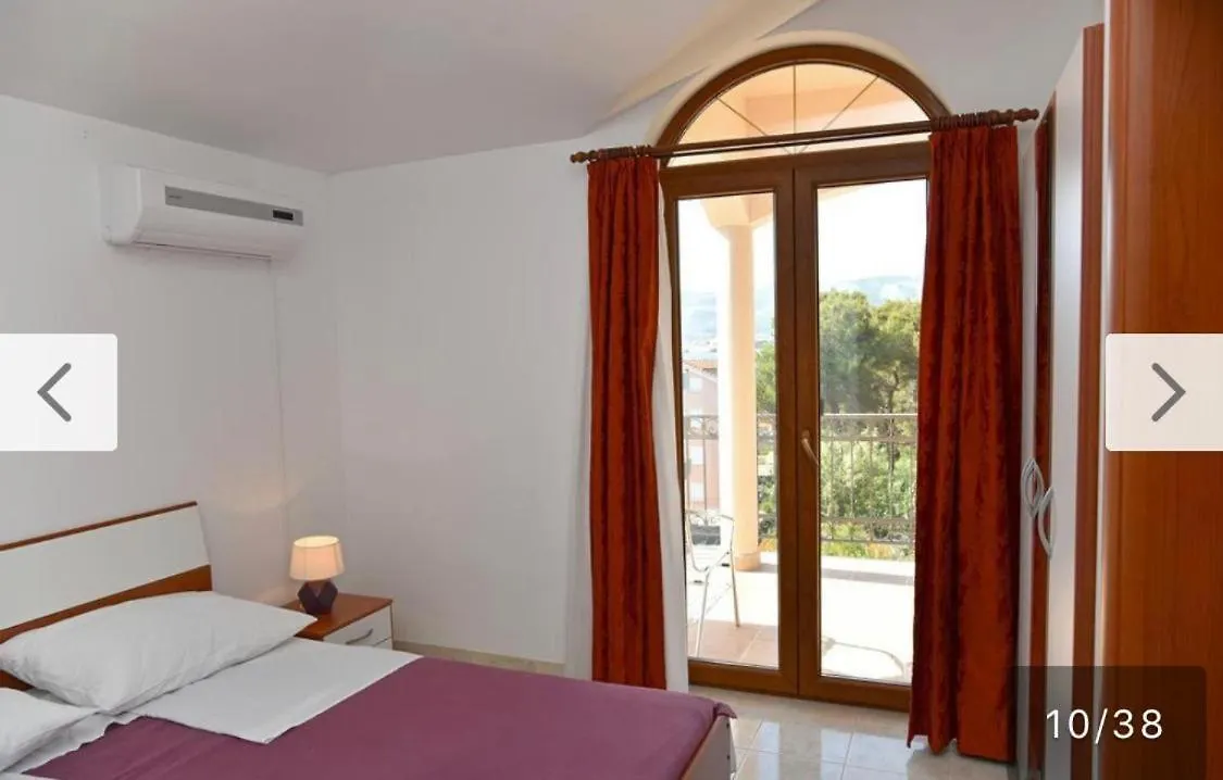 Villa Dubai Trogir 0*,  Hırvatistan